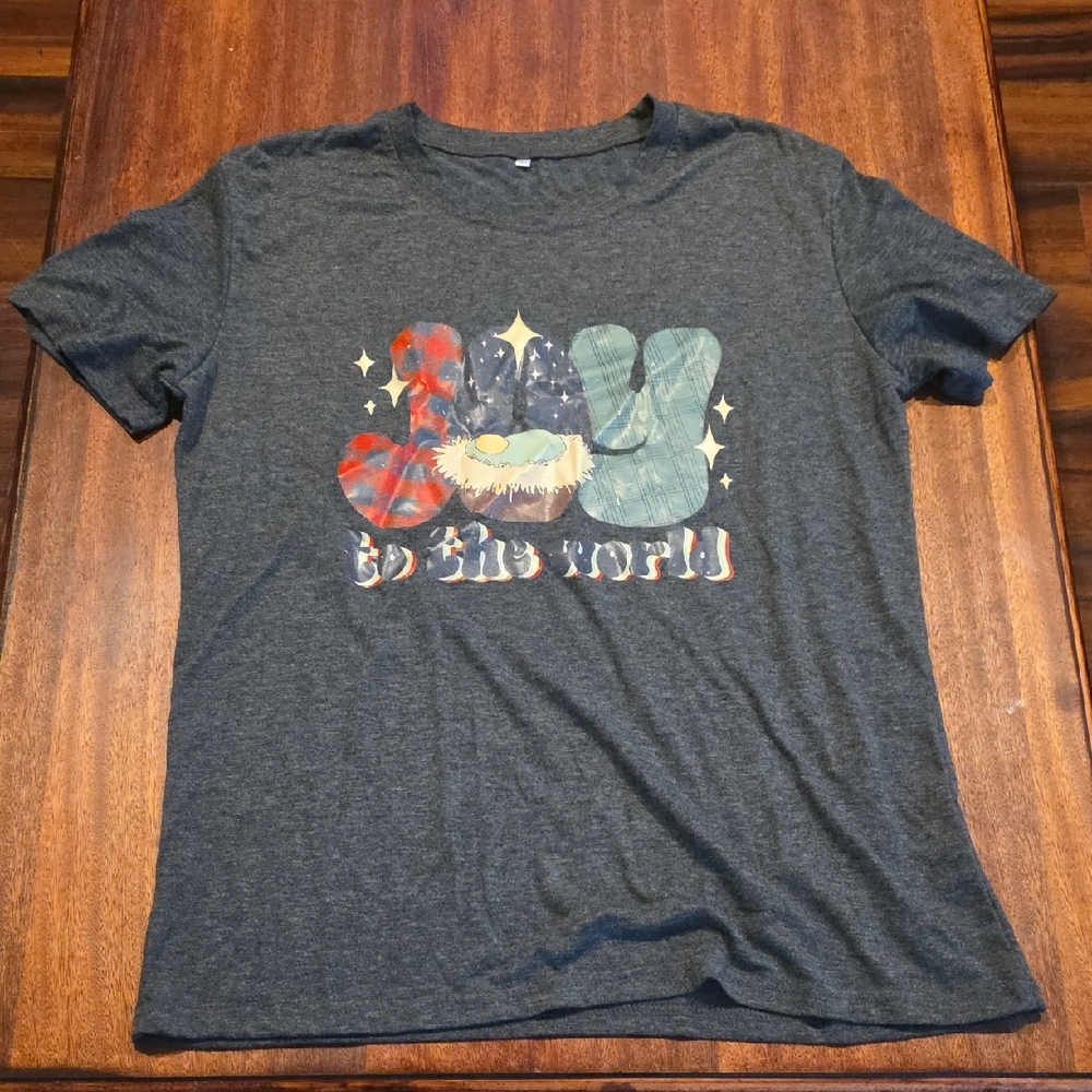 Gray Graphic T-Shirt with Joy Design For Christmas